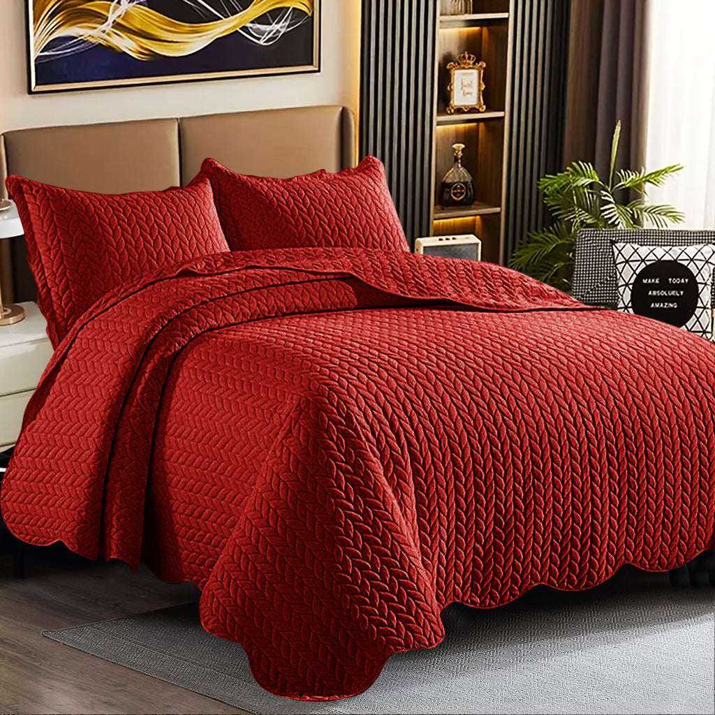 Classic Quilted Bed Throw